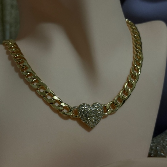 NEW | 18K Gold  Plated Chain Necklace with Heart Pendant Anthropologie - Picture 4 of 6